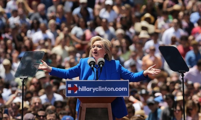 Bà Hillary Clinton bài diễn văn đầu tiên tại thành phố New York. (Nguồn: Getty Images)